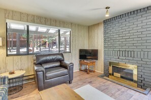 Casa (2 Bedrooms) | Interior