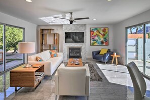 House (3 Bedrooms) | Interior - Mid-century Modern Oasis, 1 Mile to El Paseo! (Palm Desert)