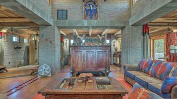 Casa (2 Bedrooms) | Interior