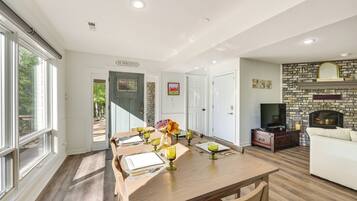 Apartment (1 Bedroom) | Interior