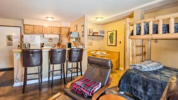 Apartment (1 Bedroom) | Interior