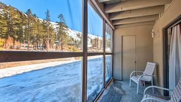 Apartemen (1 Bedroom) | Bagian depan properti