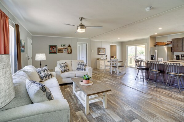 المنشأة من الداخل