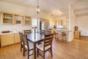 Talo (3 Bedrooms) | Sisätilat
