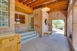 Interior - Unique Desert Home ~ 6 Mi to Downtown Tucson! (Tucson)