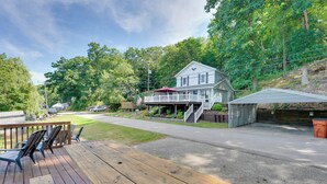 Unclassified image, 5 of 31, button - Big Pine Island Lake Cottage w/ Boat Dock & Kayaks (Belding)