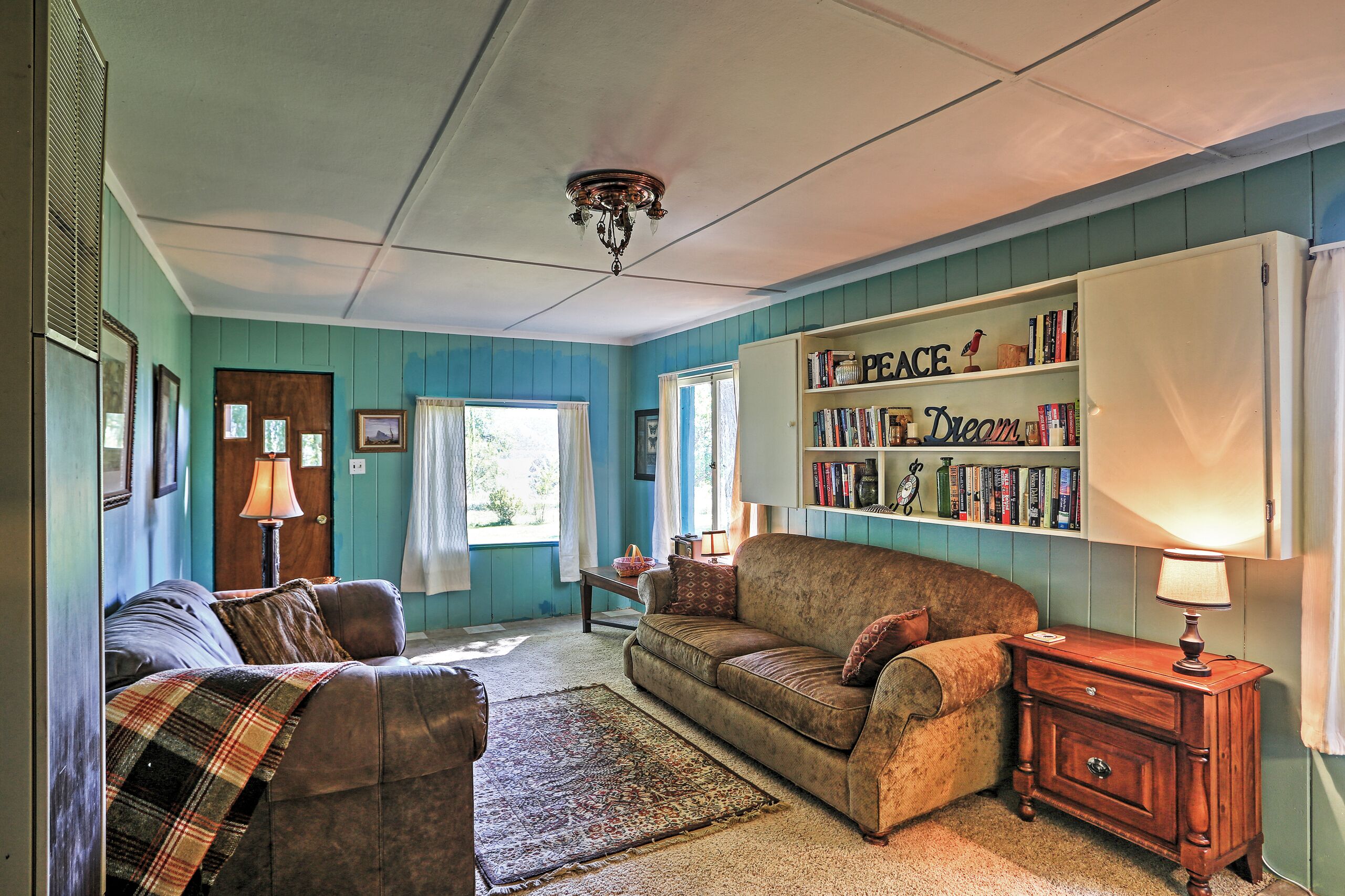 House (2 Bedrooms) | Interior