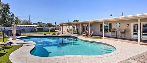 House (4 Bedrooms) | Front of property