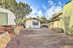 Apartment (0 Bedroom) | Interior