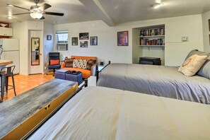 Apartment (0 Bedroom) | Interior - Hike & Stargaze! Pet-friendly Tonto Forest Studio (Payson)