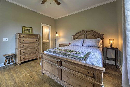 Sweet Southern Pines Abode w/ Yard & Covered Porch