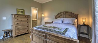Sweet Southern Pines Abode w/ Yard & Covered Porch