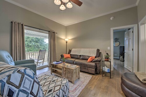 Sweet Southern Pines Abode w/ Yard & Covered Porch