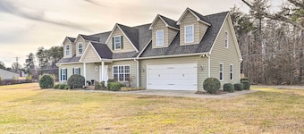 Stokesdale Vacation Rental w/ Game Room!