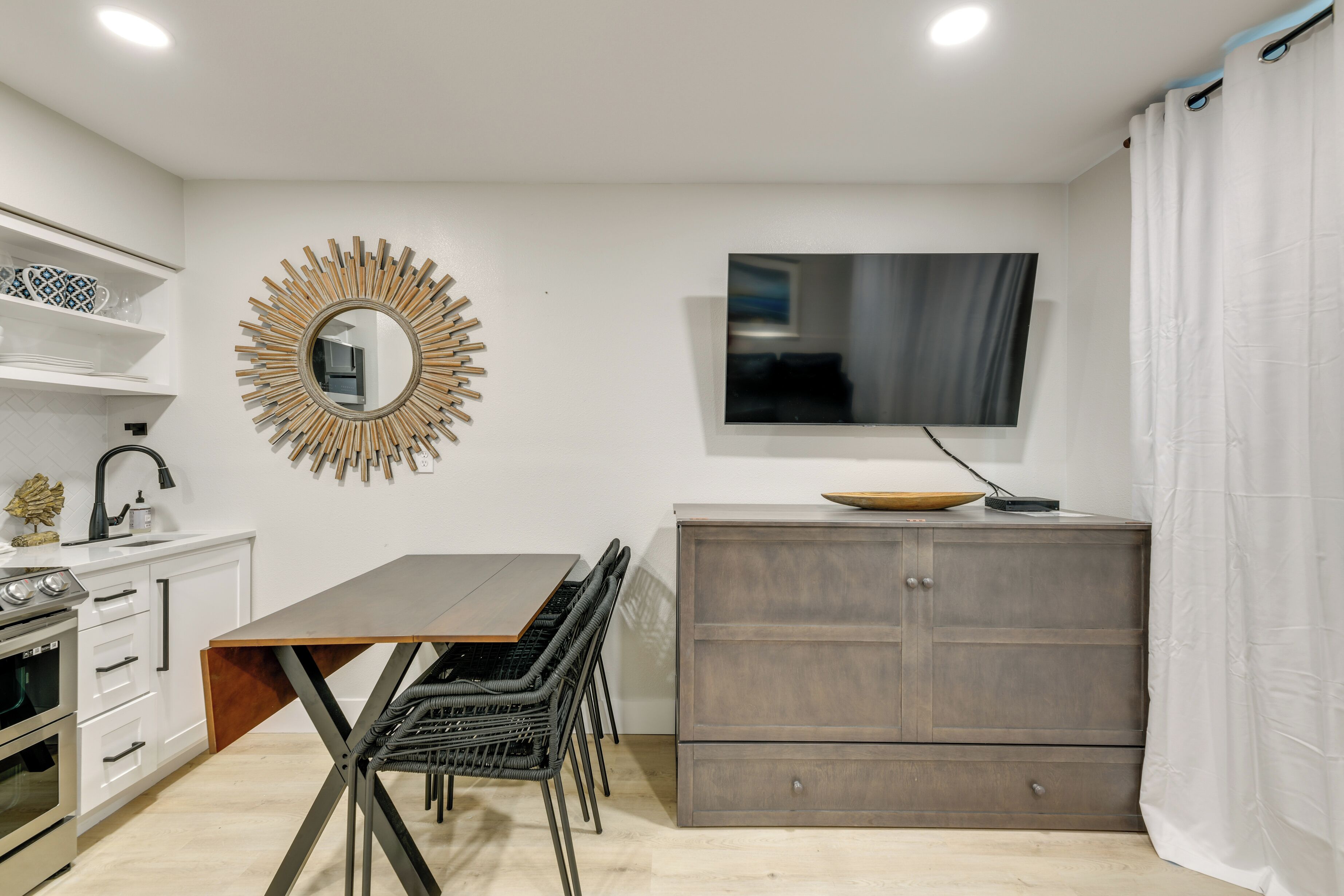 Apartment (1 Bedroom) | Interior