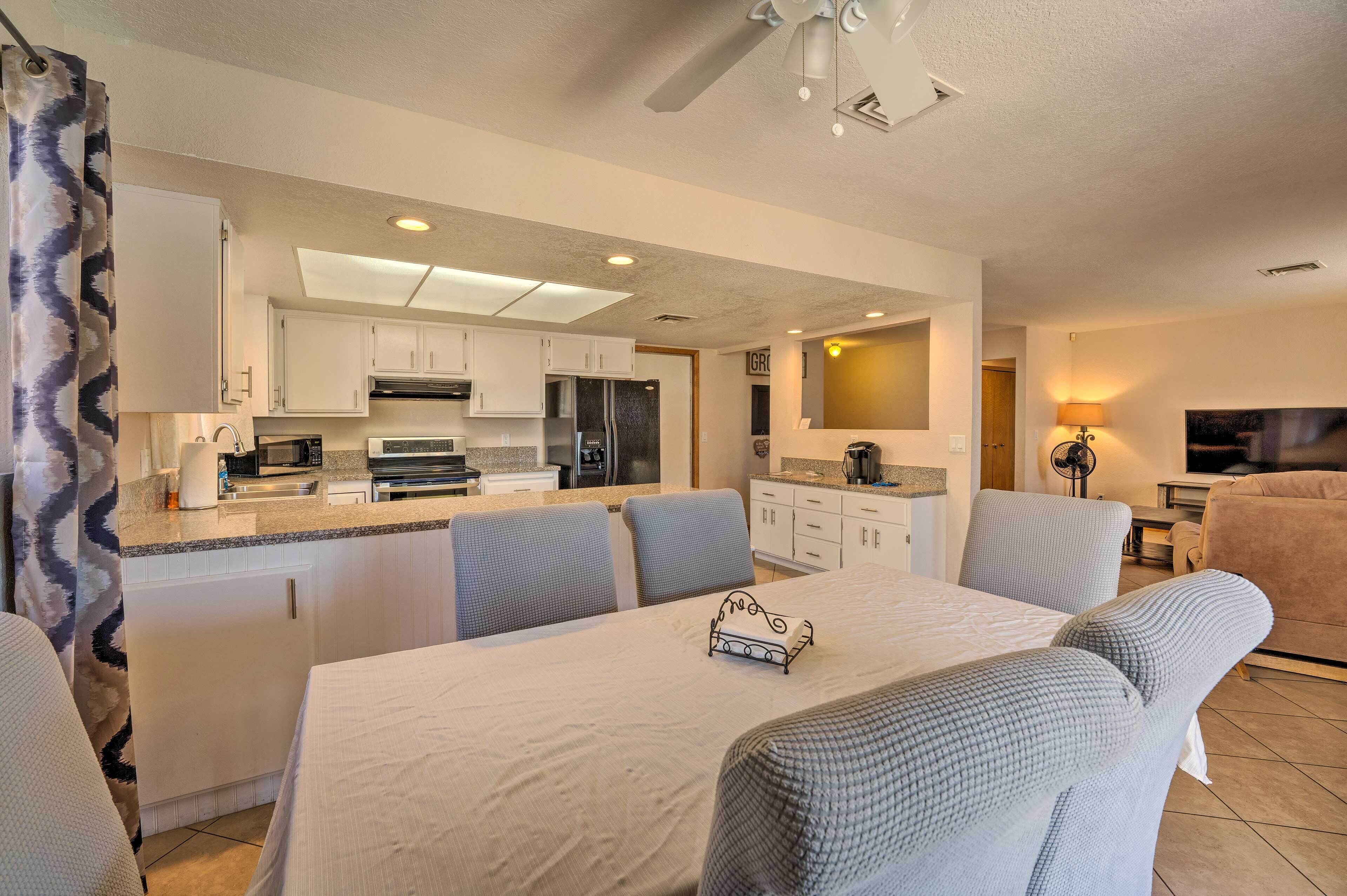 House (3 Bedrooms) | Interior