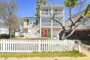 House (5 Bedrooms) | Interior
