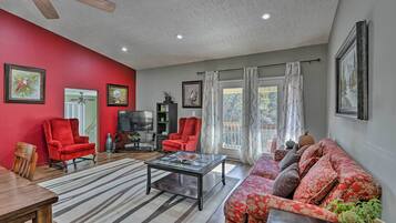 Rumah (2 Bedrooms) | Interior