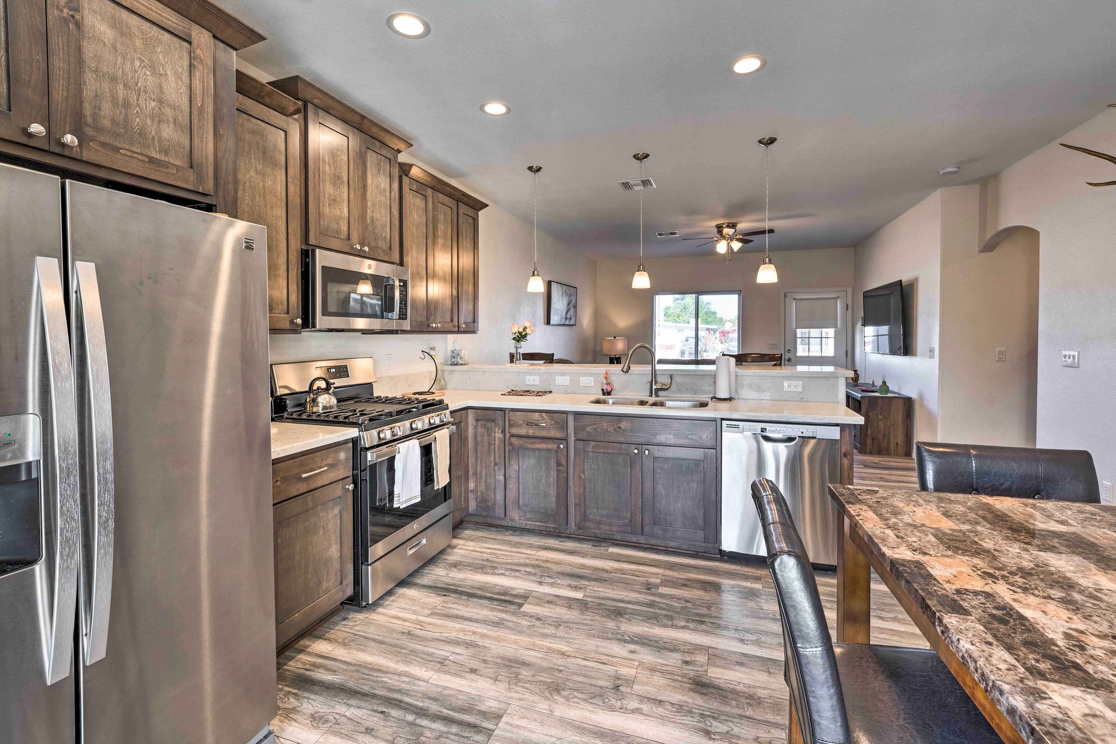 House (3 Bedrooms) | Interior