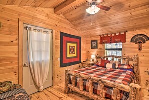 House (1 Bedroom) | Interior - Parsons Semper Fi Cabin w/ Fire Pit! (Parsons)