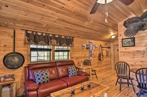 House (1 Bedroom) | Interior