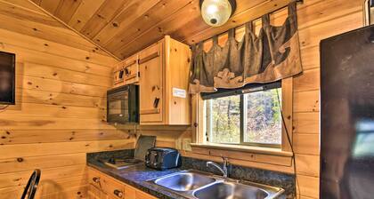 Parsons Semper Fi Cabin w/ Fire Pit!