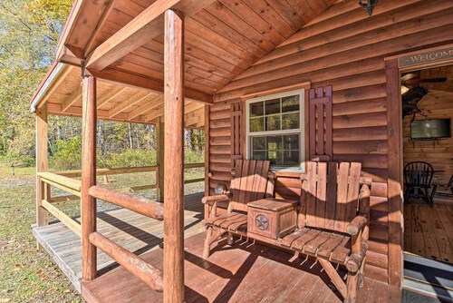 Parsons Semper Fi Cabin w/ Fire Pit!