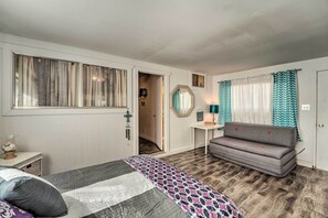 Interior - Group Getaway in Lake Havasu City, 3 Mi to Dtwn! (Lake Havasu City)