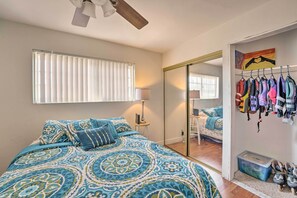 4 chambres, espace de travail pour ordinateur portable