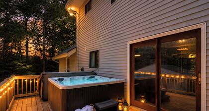 Lake Access & Private Hot Tub at Poconos Home!