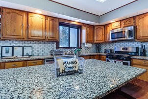 單棟房屋 (3 Bedrooms) | 內部