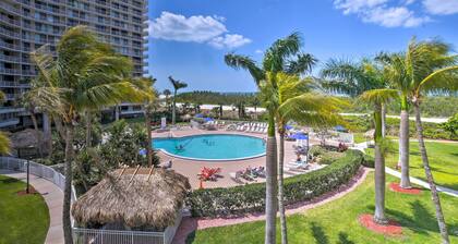 Cozy Coastal Condo w/ Pool Access: Steps to Beach!