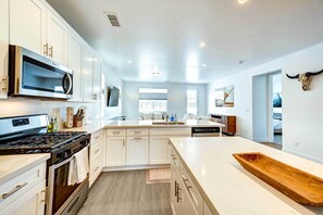 House (5 Bedrooms) | Interior - 12 Mi to Dtwn Flagstaff: Spacious Bellemont Home! (Bellemont)