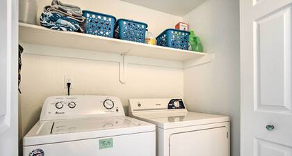 Mountain-view Tucson Condo w/ Outdoor Pools!