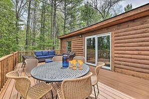 House (3 Bedrooms) | Interior - Luxe Riverfront Lodge: Group Wine and Ski Retreats (Rapid City)