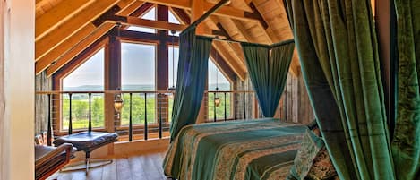 Apartment (0 Bedroom) | Interior