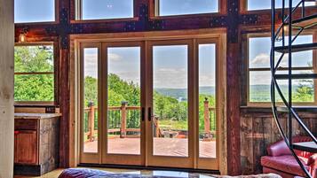 Apartment (0 Bedroom) | Interior