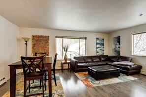 Interior - Waterfront Apt, Walk to Town & Coastal Trail! (Anchorage)