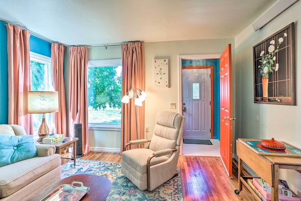 House (2 Bedrooms) | Interior
