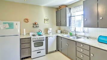 House (2 Bedrooms) | Bahagian dalam