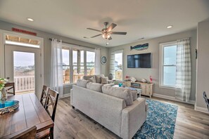 House (4 Bedrooms) | Interior - 'the Tipsy Flamingo' ~ Incredible Salt Marsh Views (Atlantic Beach)