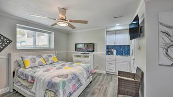 Apartment (0 Bedroom) | Interior