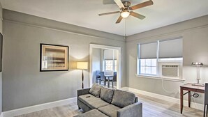 Living area - Restored Enid Apt ~ 1 Mile to Historic Downtown! (Enid)