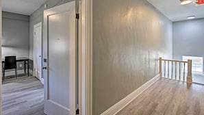 Interior - Restored Enid Apt ~ 1 Mile to Historic Downtown! (Enid)