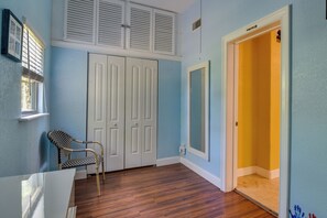 House (2 Bedrooms) | Interior - St Petersburg Vacation Home 6 Mi to St Pete Beach! (St. Petersburg)