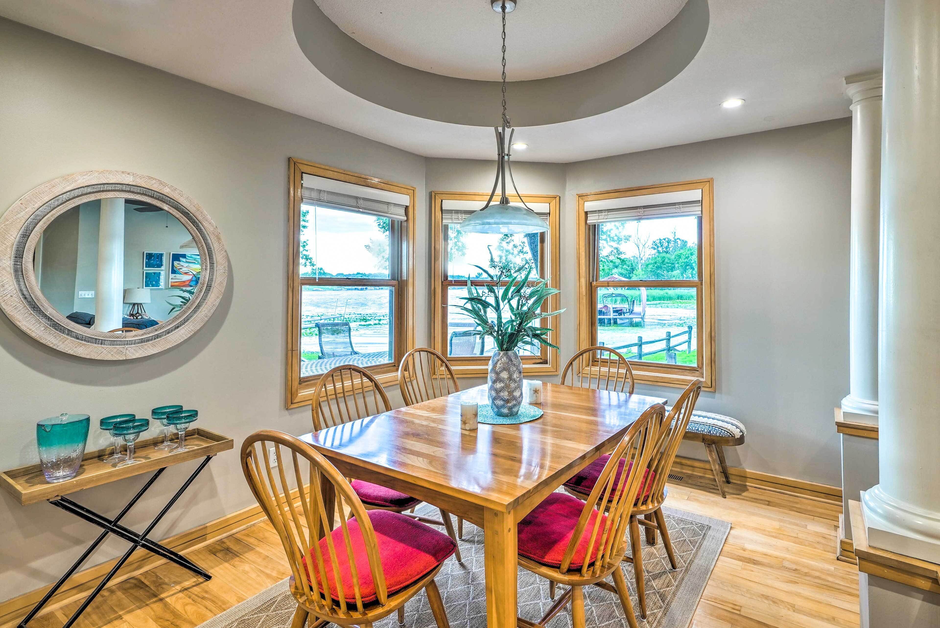 House (4 Bedrooms) | Interior