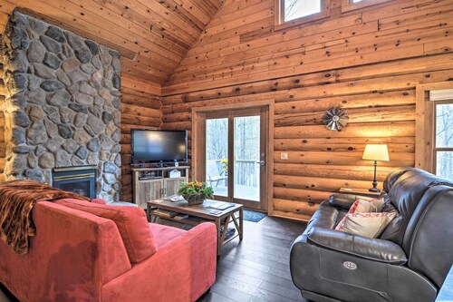 Secluded Gaylord Cabin w/ Deck, Fire Pit & Grill!