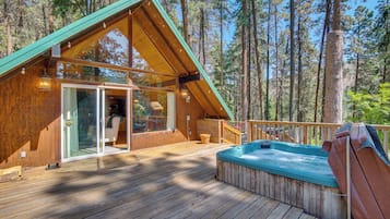 House (2 Bedrooms) | Front of property