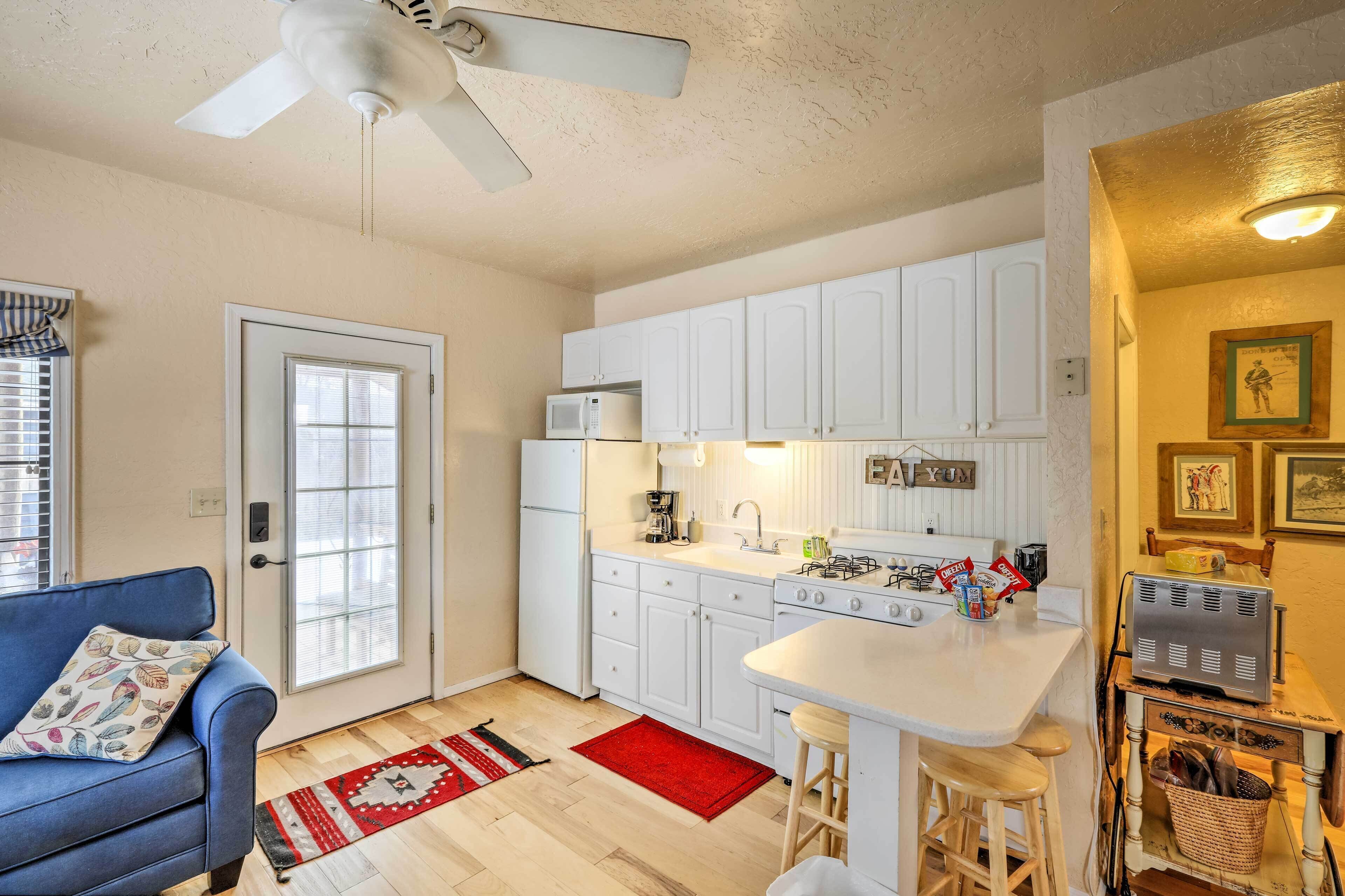 مستلزمات طهي/أطباق/أوعية، مناشف ورقية