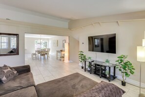 Casa (3 Bedrooms) | Parte interna